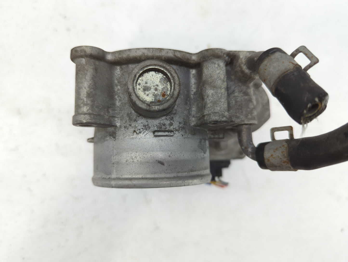 2011-2020 Hyundai Elantra Throttle Body P/N:35100-2E000 Fits Fits 2011 2012 2013 2014 2015 2016 2017 2018 2019 2020 2021 OEM