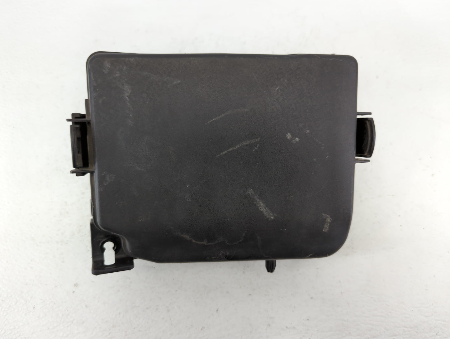 2016-2017 Hyundai Elantra Fusebox Fuse Box Panel Relay Module P/N:91248 A5240 Fits Fits 2016 2017 OEM Used Auto Parts - Oemu
