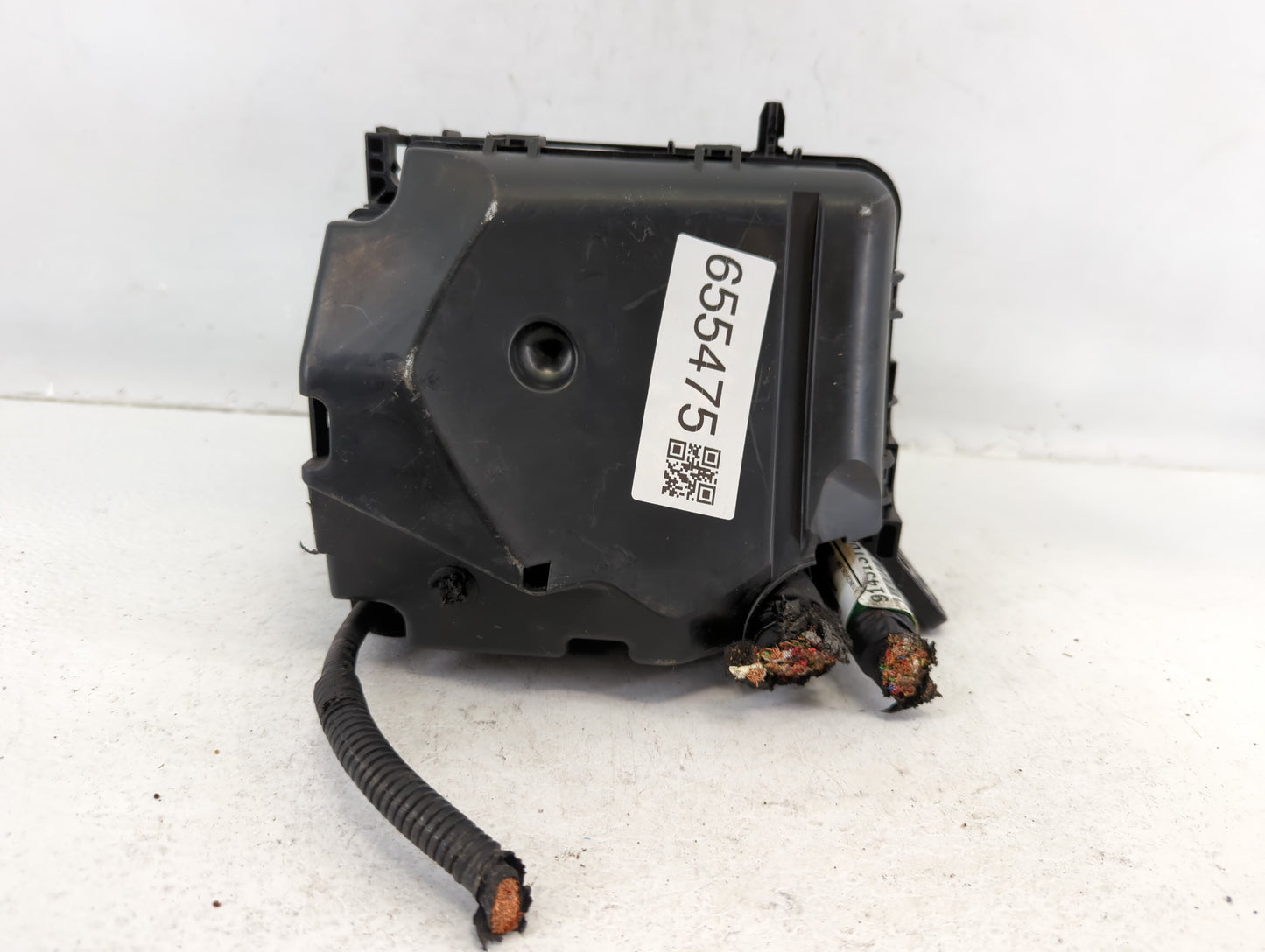 2014-2016 Hyundai Elantra Fusebox Fuse Box Panel Relay Module P/N:91951-3X710 Fits Fits 2014 2015 2016 OEM Used Auto Parts -