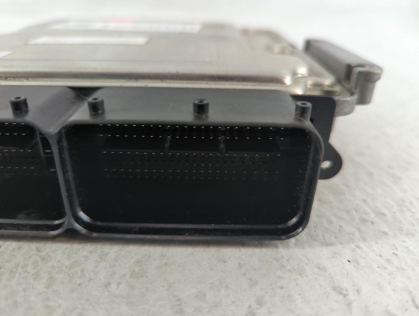 2016-2017 Hyundai Elantra PCM Engine Control Computer ECU ECM PCU OEM P/N:39133-2EGB1 0 261 S11 162 Fits Fits 2016 2017 OEM 