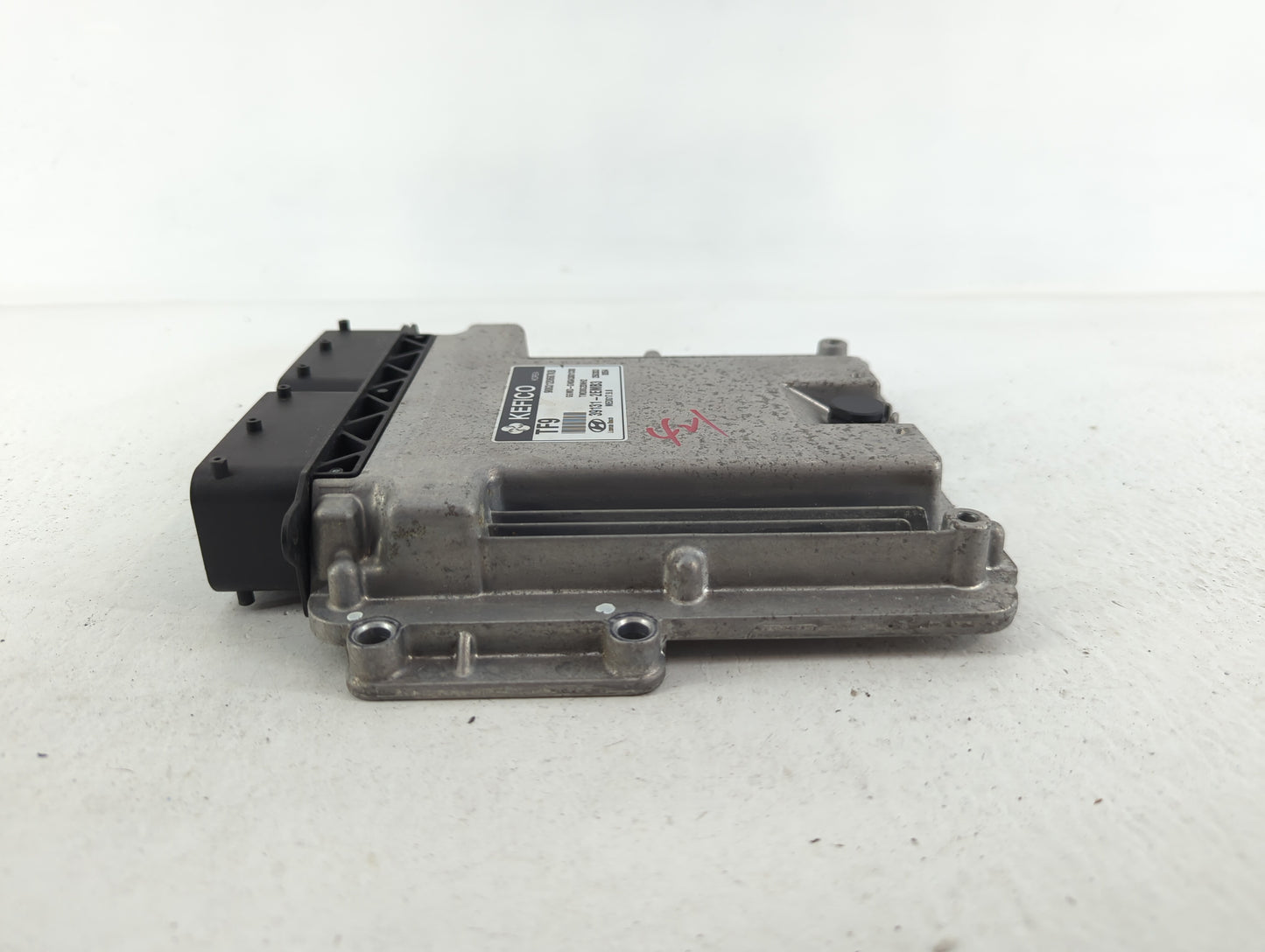 2014-2016 Hyundai Elantra PCM Engine Control Computer ECU ECM PCU OEM P/N:39131-2EMB3 Fits Fits 2014 2015 2016 OEM Used Auto