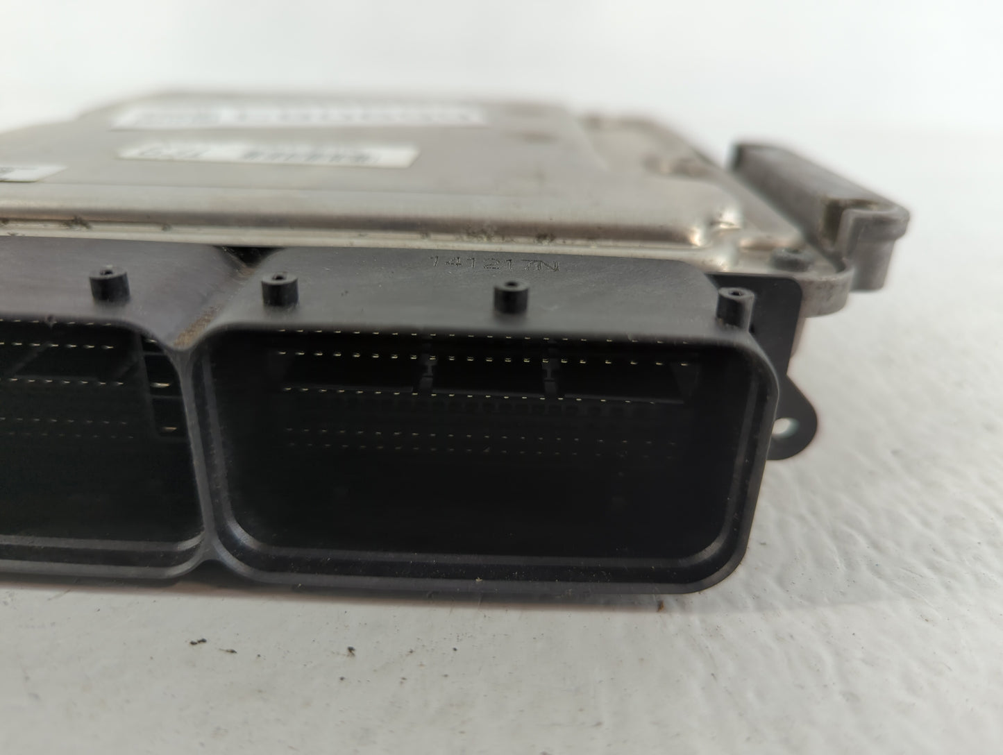 2014-2016 Hyundai Elantra PCM Engine Control Computer ECU ECM PCU OEM P/N:39131-2EMB3 Fits Fits 2014 2015 2016 OEM Used Auto