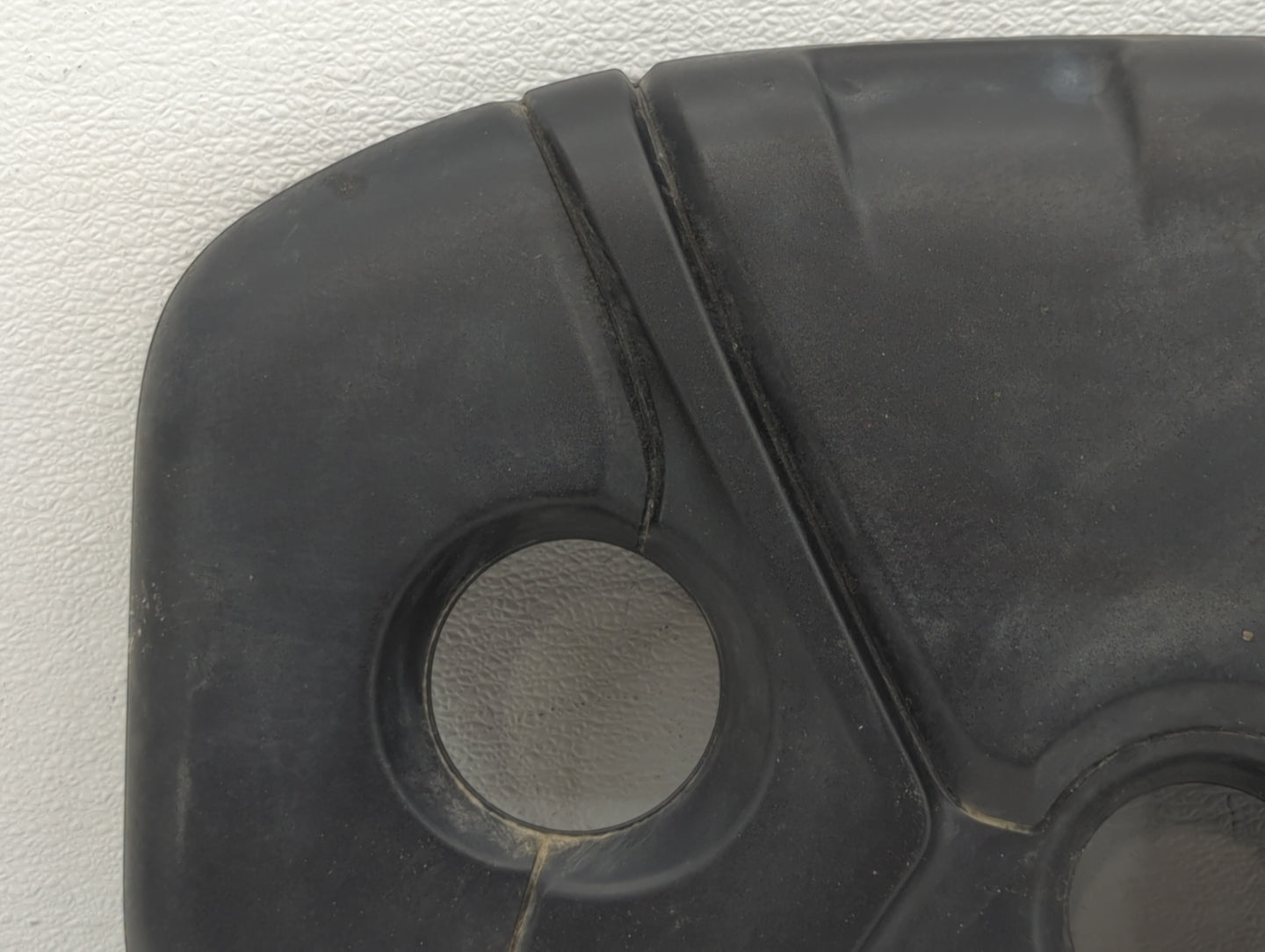 2016 Hyundai Elantra Engine Cover - Oemusedautoparts1.com