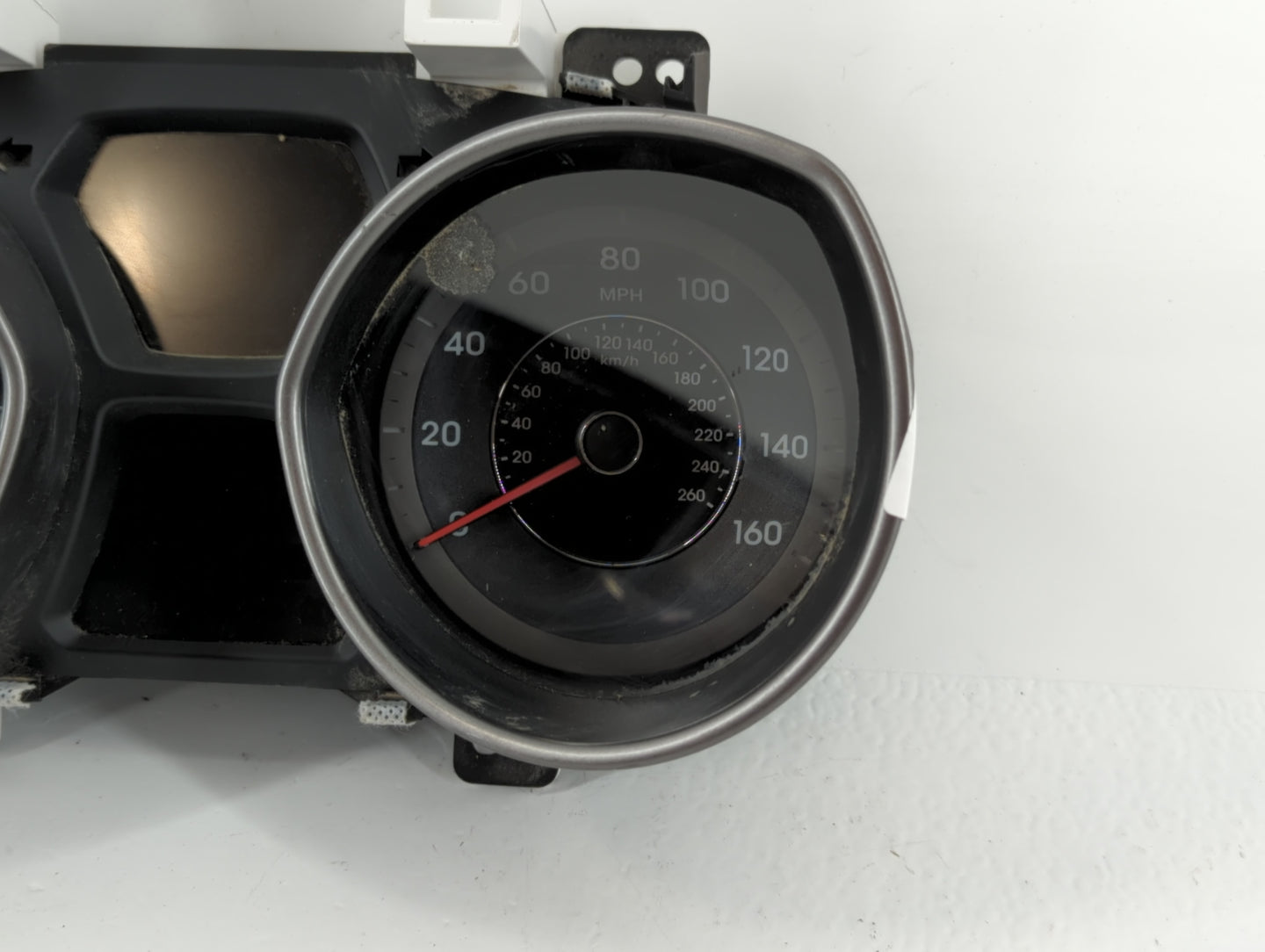 2014-2016 Hyundai Elantra Instrument Cluster Speedometer Gauges P/N:94004-3Y010 Fits Fits 2014 2015 2016 OEM Used Auto Parts