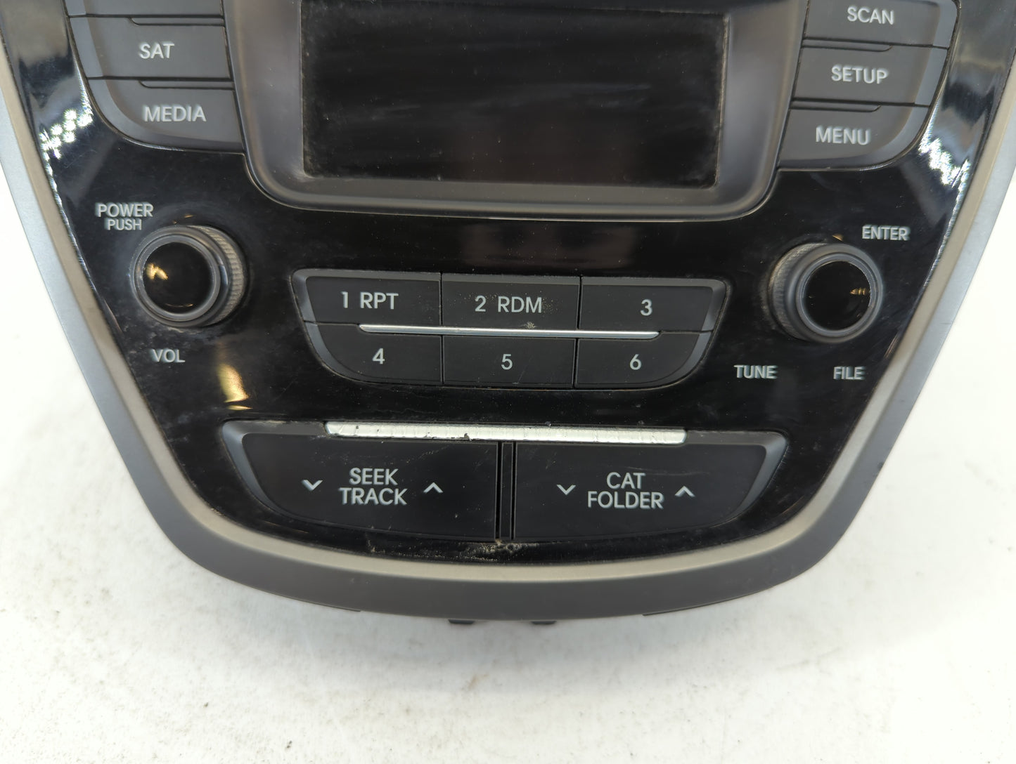 2014-2016 Hyundai Elantra Am Fm Cd Player Radio Receiver - Oemusedautoparts1.com