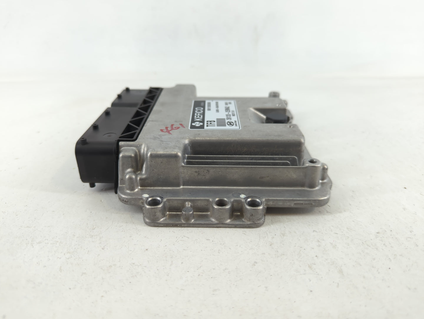 2014-2016 Hyundai Elantra PCM Engine Control Computer ECU ECM PCU OEM P/N:39135-2EMA2 Fits Fits 2014 2015 2016 OEM Used Auto