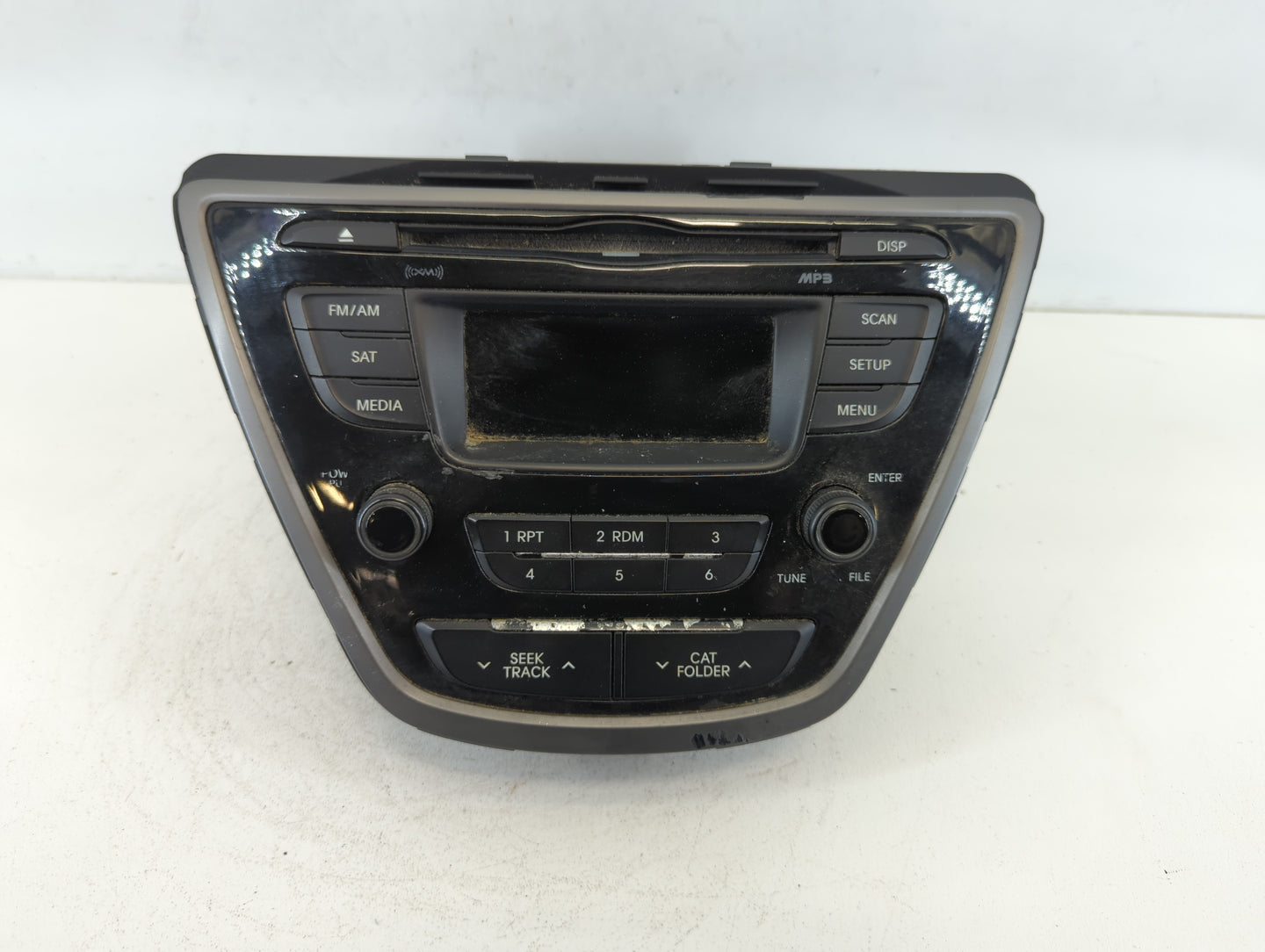 2014-2016 Hyundai Elantra Am Fm Cd Player Radio Receiver - Oemusedautoparts1.com