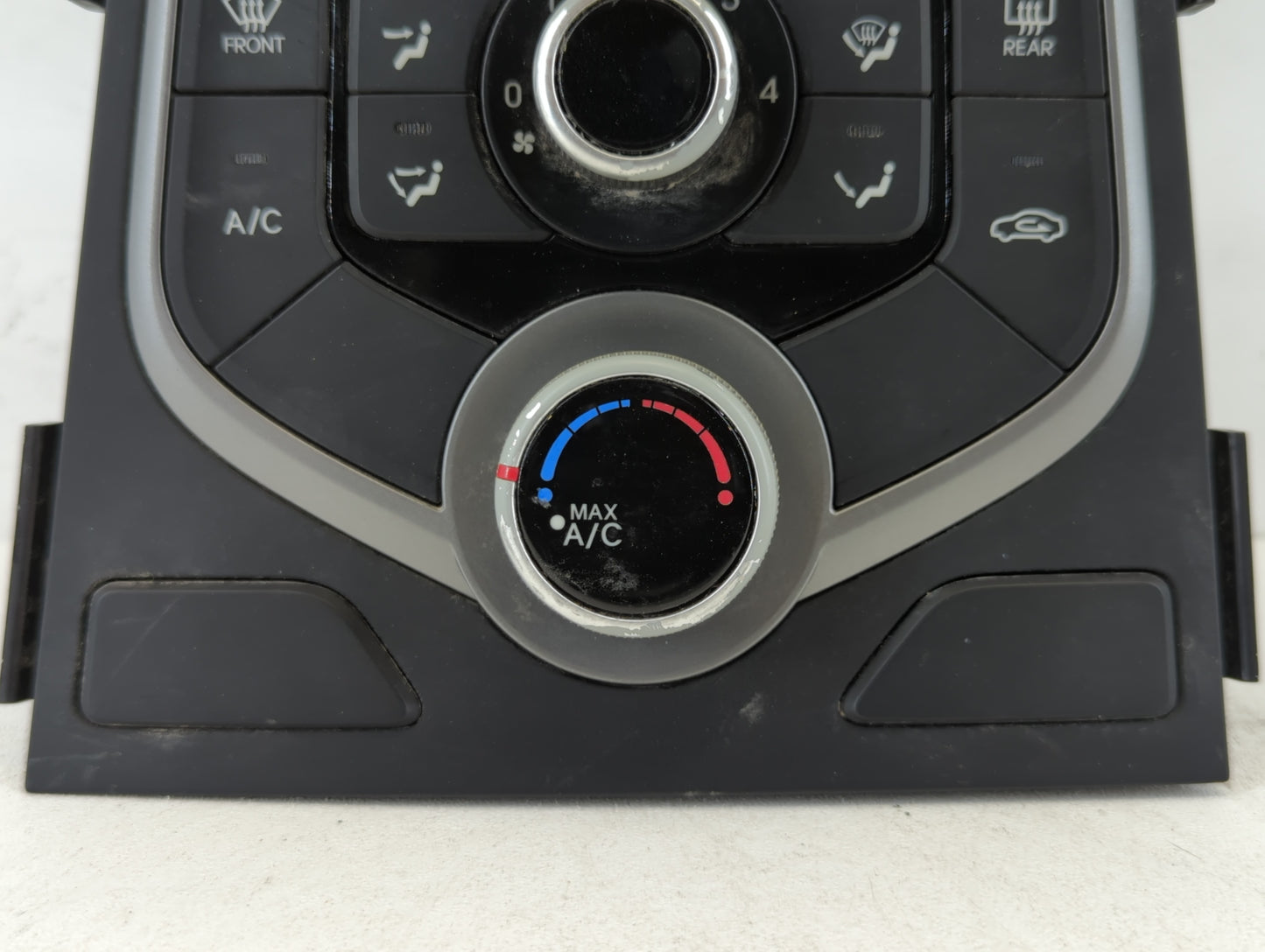 2014-2016 Hyundai Elantra Climate Control Module Temperature AC/Heater Replacement P/N:97250-3XCC1 Fits Fits 2014 2015 2016 