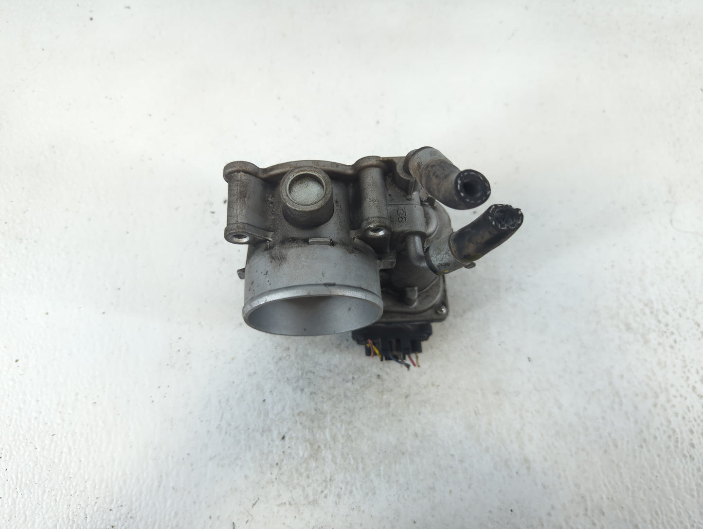 2011-2020 Hyundai Elantra Throttle Body P/N:35100-2E000 Fits Fits 2011 2012 2013 2014 2015 2016 2017 2018 2019 2020 2021 OEM