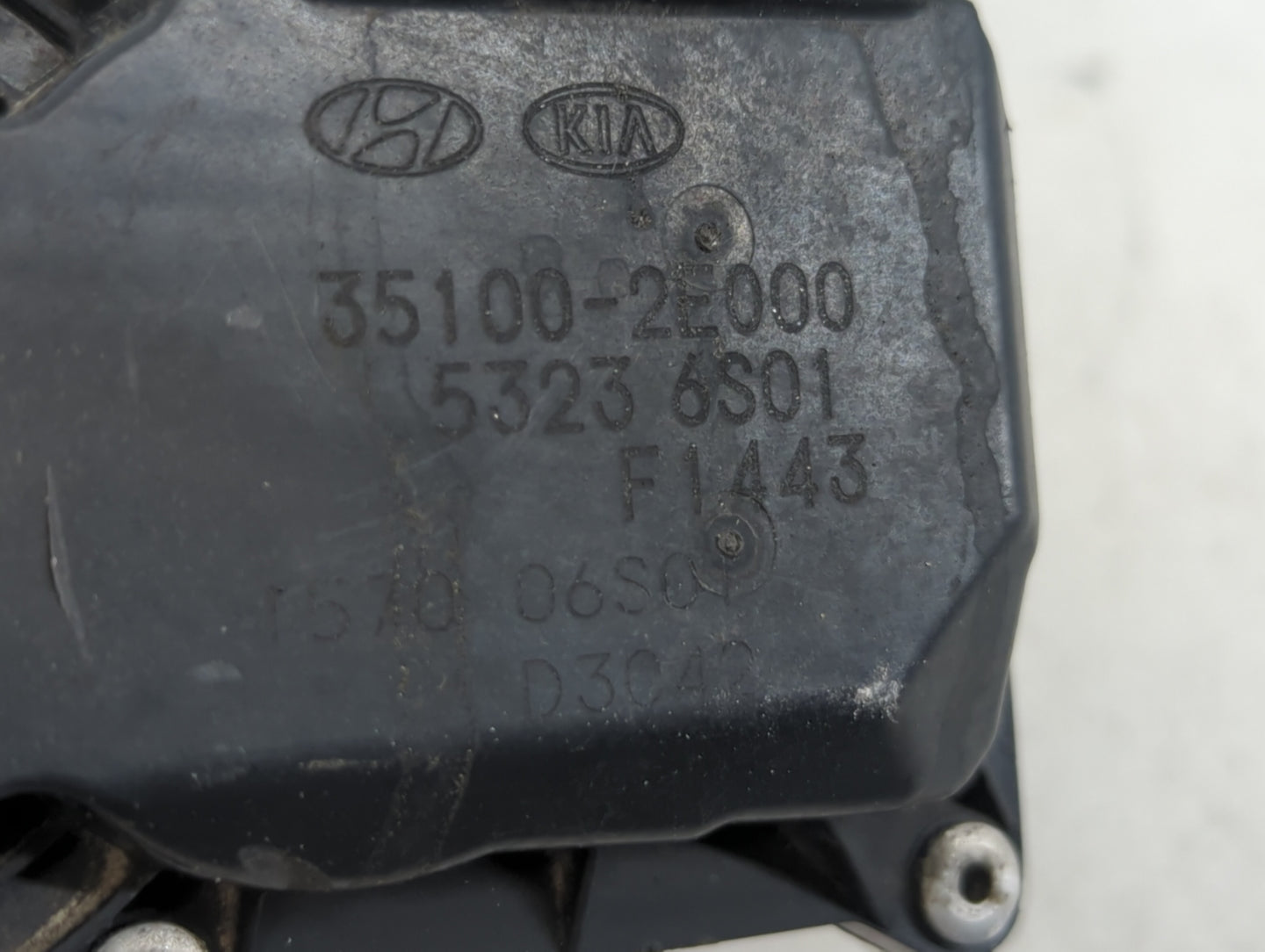 2011-2020 Hyundai Elantra Throttle Body P/N:35100-2E000 Fits Fits 2011 2012 2013 2014 2015 2016 2017 2018 2019 2020 2021 OEM