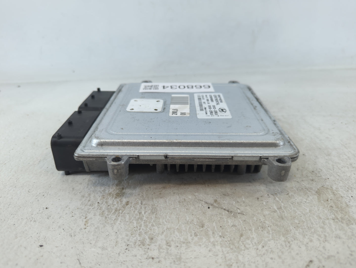 2014-2016 Hyundai Elantra PCM Engine Control Computer ECU ECM PCU OEM P/N:39103-2EM6 39102-2EML6 Fits Fits 2014 2015 2016 OE