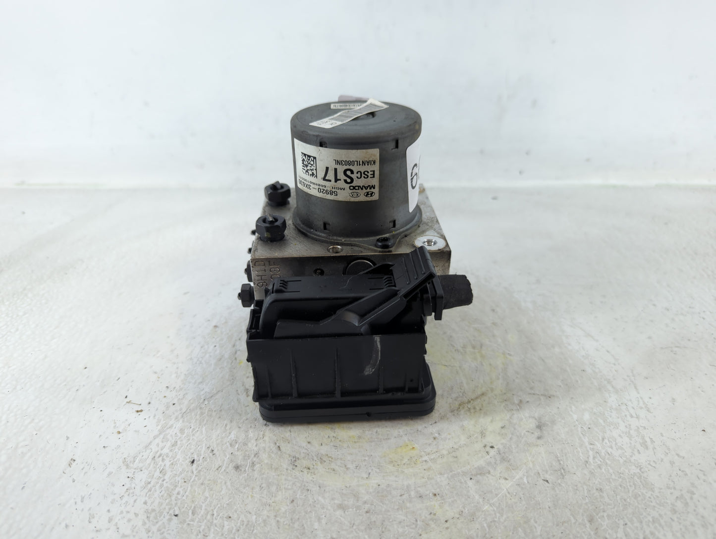 2014-2016 Hyundai Elantra ABS Pump Control Module Replacement P/N:ESCS17 58920-3X630 Fits Fits 2014 2015 2016 OEM Used Auto 