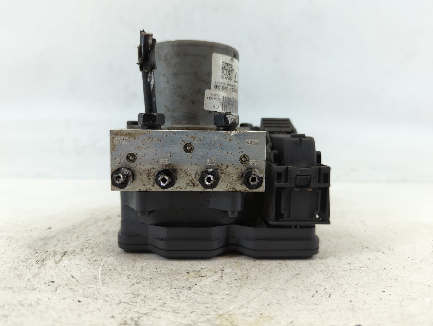 2014-2016 Hyundai Elantra ABS Pump Control Module Replacement P/N:ESCS17 58920-3X630 Fits Fits 2014 2015 2016 OEM Used Auto 
