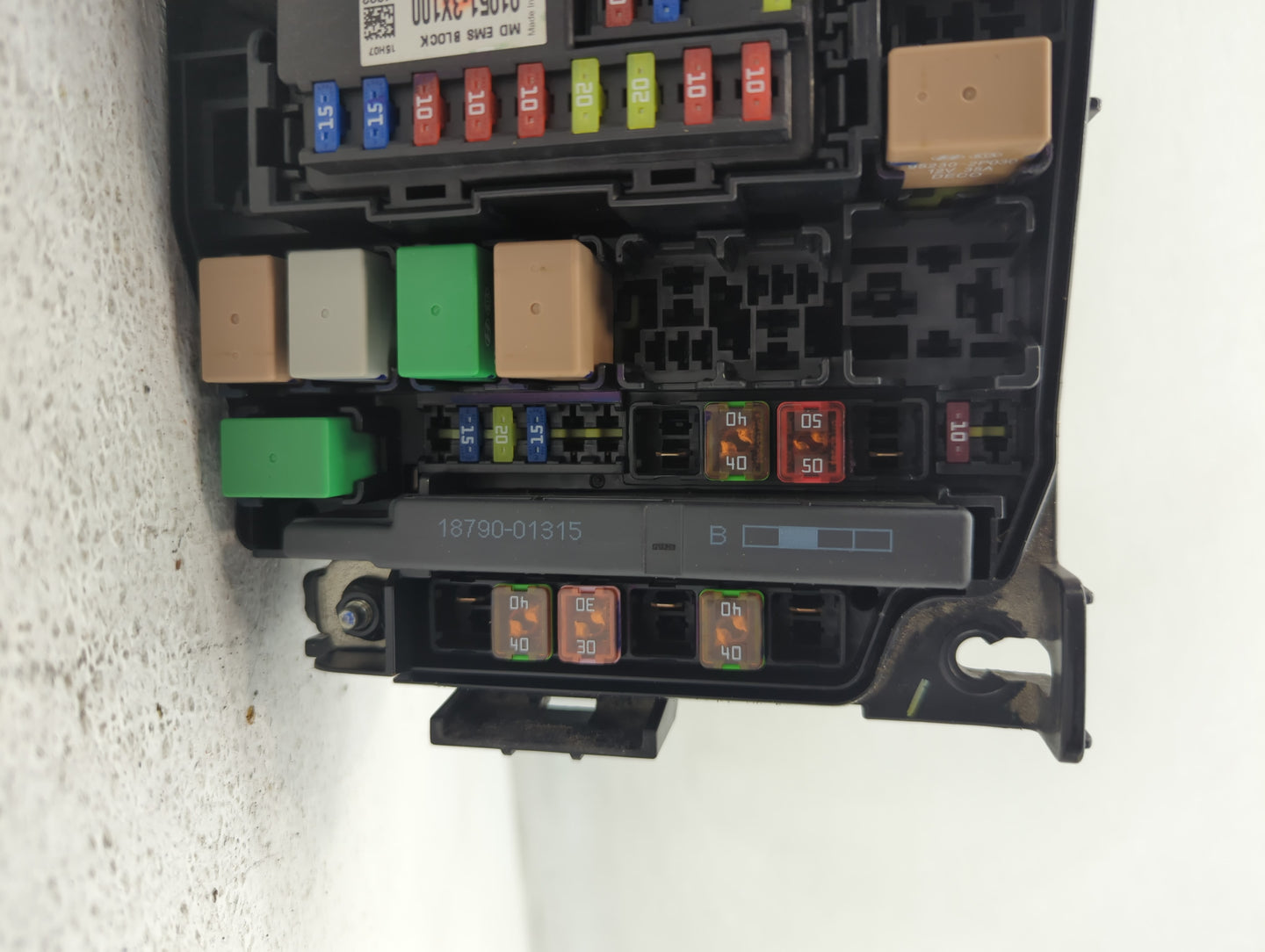 2014-2016 Hyundai Elantra Fusebox Fuse Box Panel Relay Module P/N:91951-3X710 Fits Fits 2014 2015 2016 OEM Used Auto Parts -