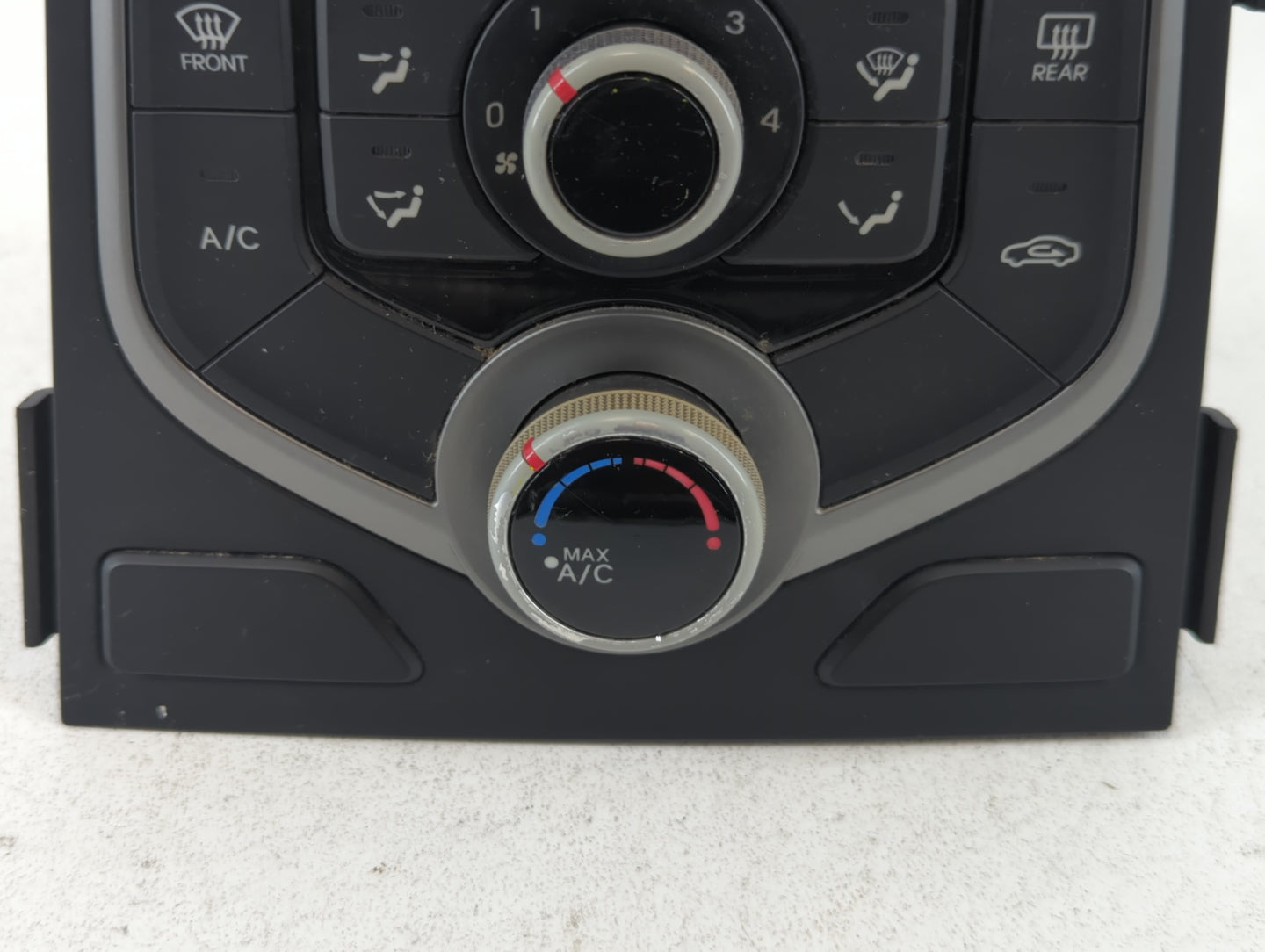2014-2016 Hyundai Elantra Climate Control Module Temperature AC/Heater Replacement P/N:C500-ATDCF 97250-3XCC1 Fits OEM Used 