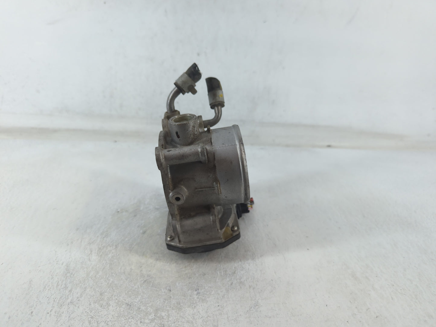 2011-2020 Hyundai Elantra Throttle Body P/N:E1823 5323 11S02 Fits Fits 2011 2012 2013 2014 2015 2016 2017 2018 2019 2020 202