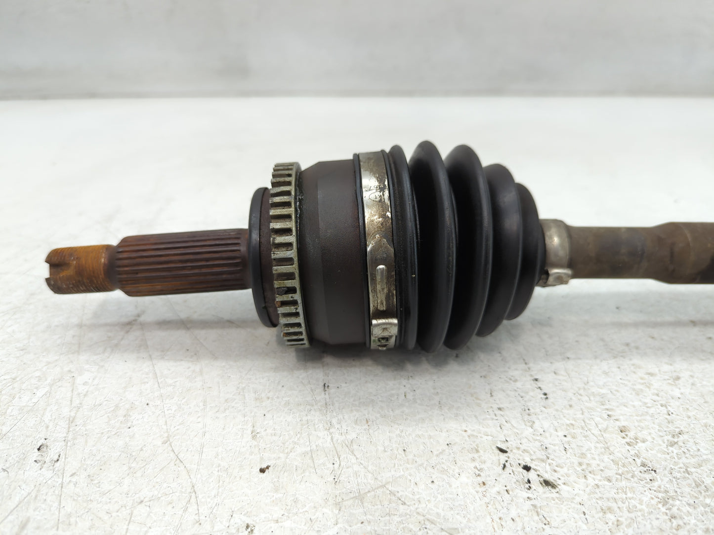 2011-2016 Hyundai Elantra Axle Shaft Front Passenger Cv C/v - Oemusedautoparts1.com