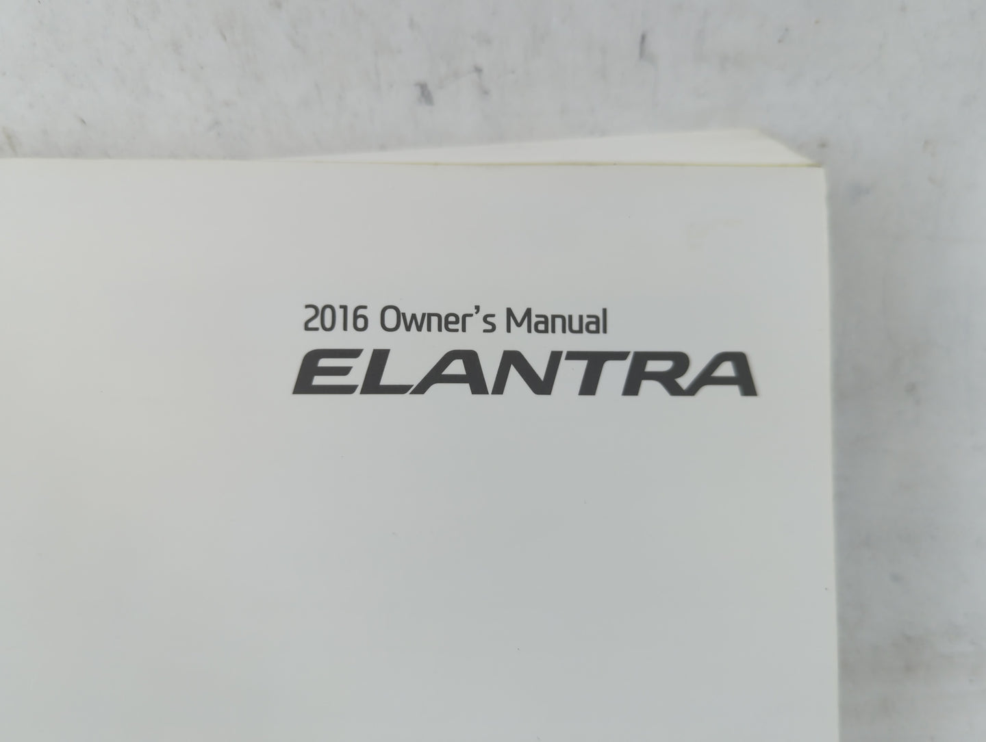 2016 Hyundai Elantra Owners Manual Book Guide P/N:G3Y0-EU59D OEM Used Auto Parts - Oemusedautoparts1.com