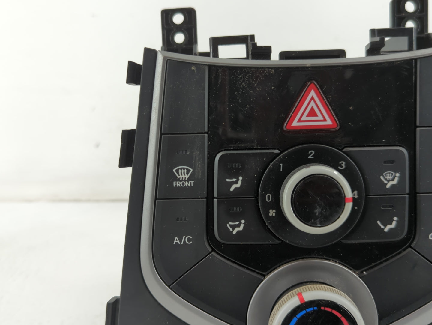 2014-2016 Hyundai Elantra Climate Control Module Temperature AC/Heater Replacement P/N:97250-3XCC1 97250-3XCC0 Fits OEM Used