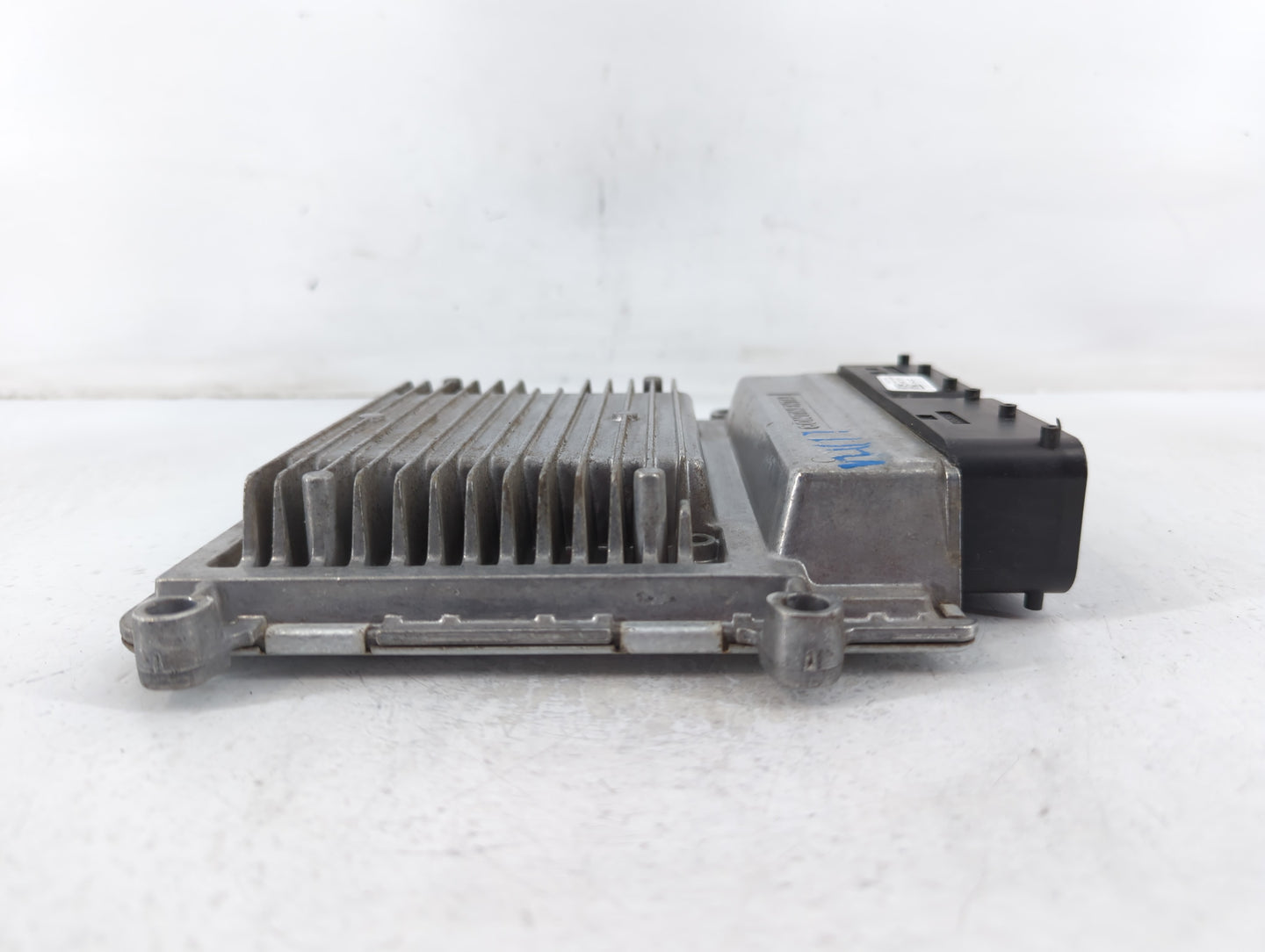 2014-2016 Hyundai Elantra PCM Engine Control Computer ECU ECM PCU OEM P/N:39102-2EML6 Fits Fits 2014 2015 2016 OEM Used Auto