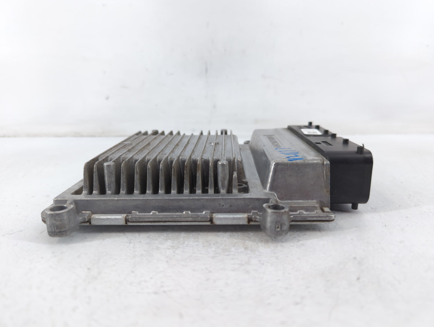 2014-2016 Hyundai Elantra PCM Engine Control Computer ECU ECM PCU OEM P/N:39102-2EML6 Fits Fits 2014 2015 2016 OEM Used Auto