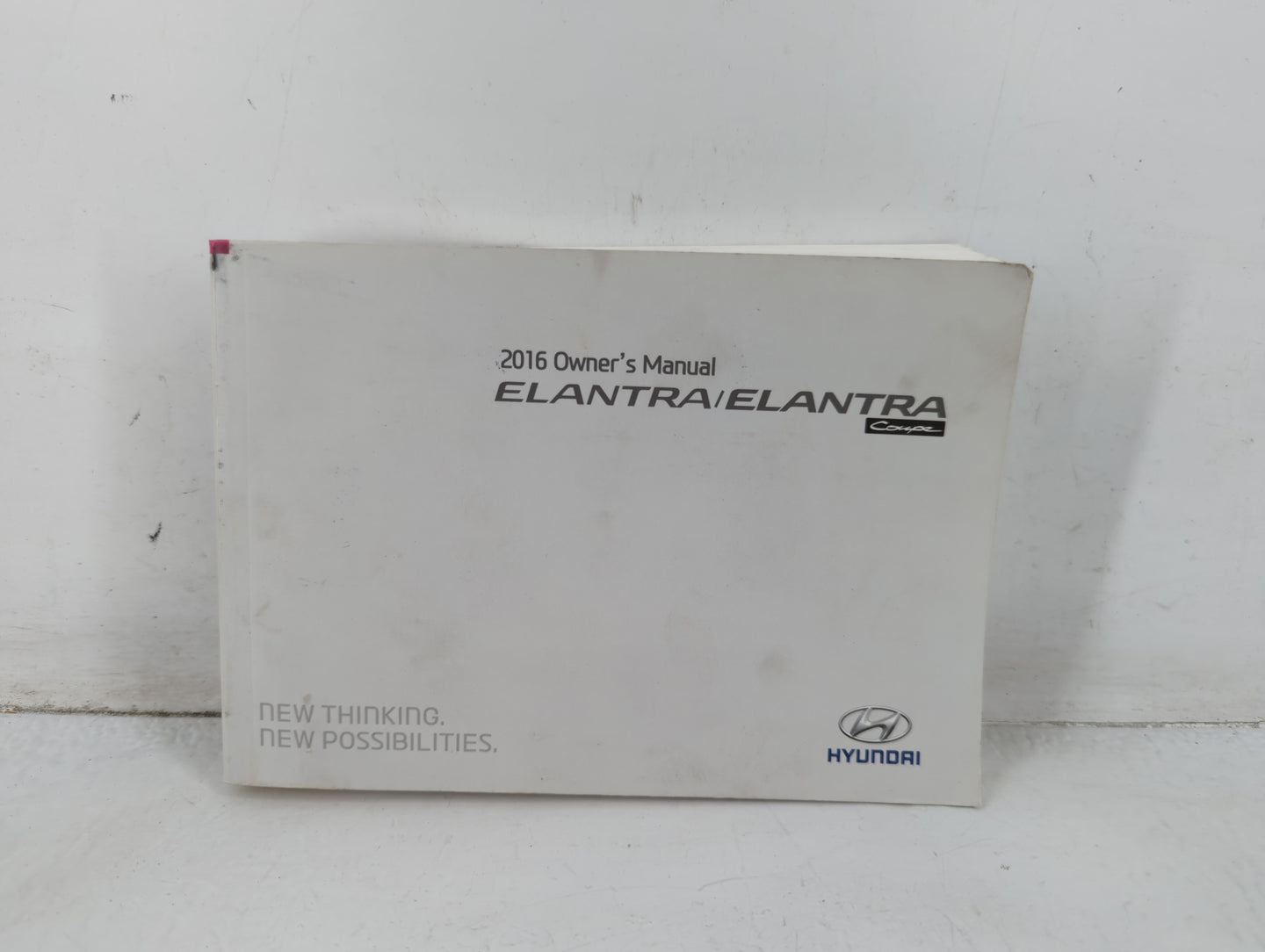 2016 Hyundai Elantra Owners Manual Book Guide P/N:G3X0-EU54C OEM Used Auto Parts - Oemusedautoparts1.com