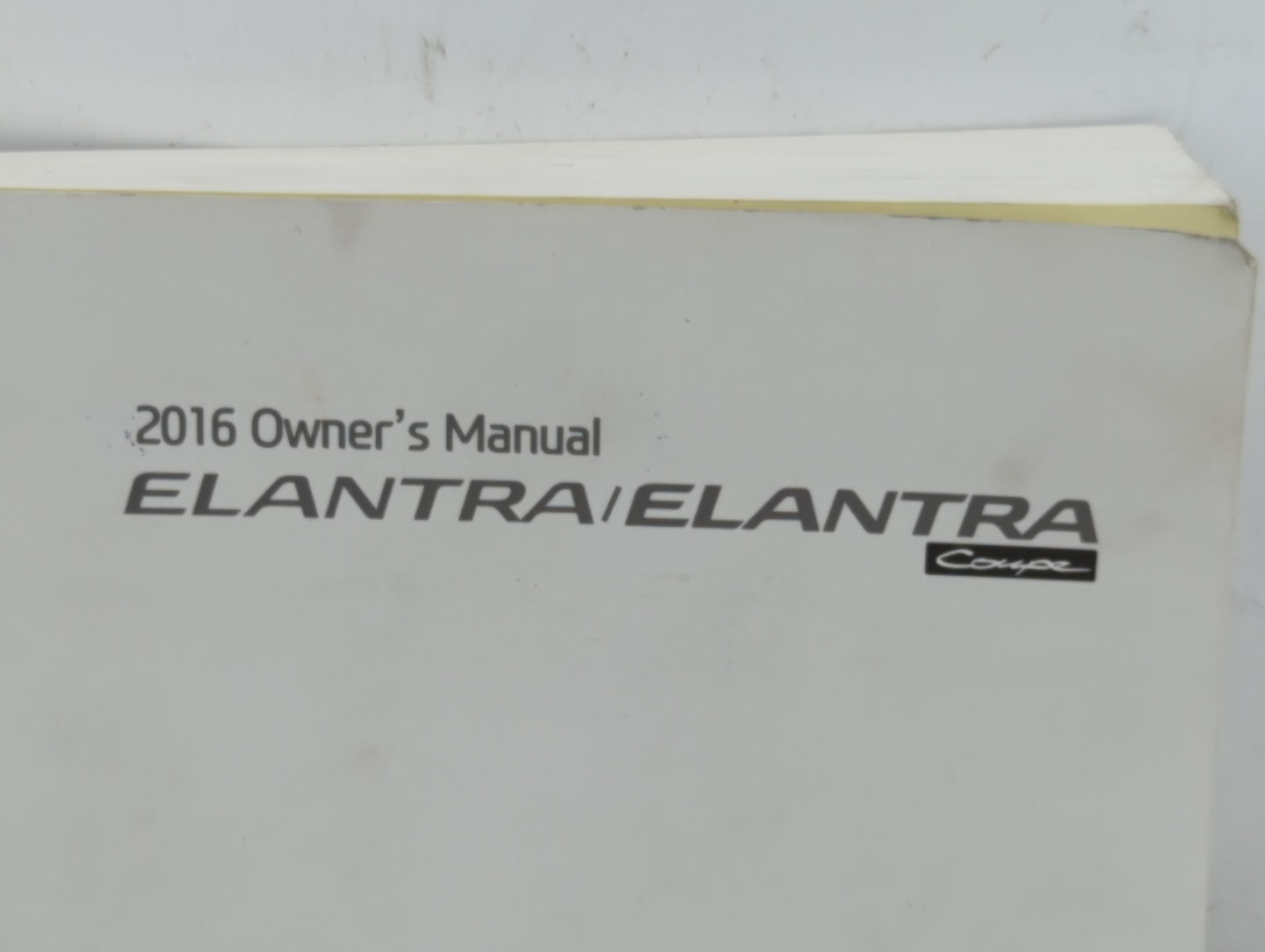 2016 Hyundai Elantra Owners Manual Book Guide P/N:G3X0-EU54C OEM Used Auto Parts - Oemusedautoparts1.com