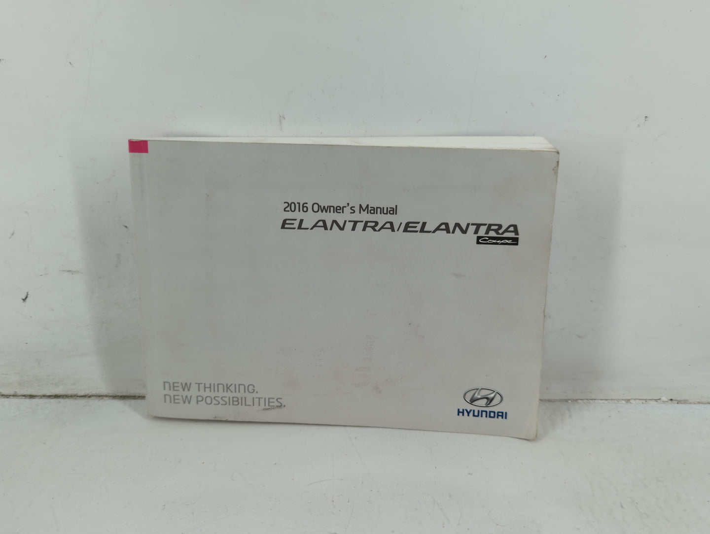 2016 Hyundai Elantra Owners Manual Book Guide P/N:G3X0-EU53B OEM Used Auto Parts - Oemusedautoparts1.com