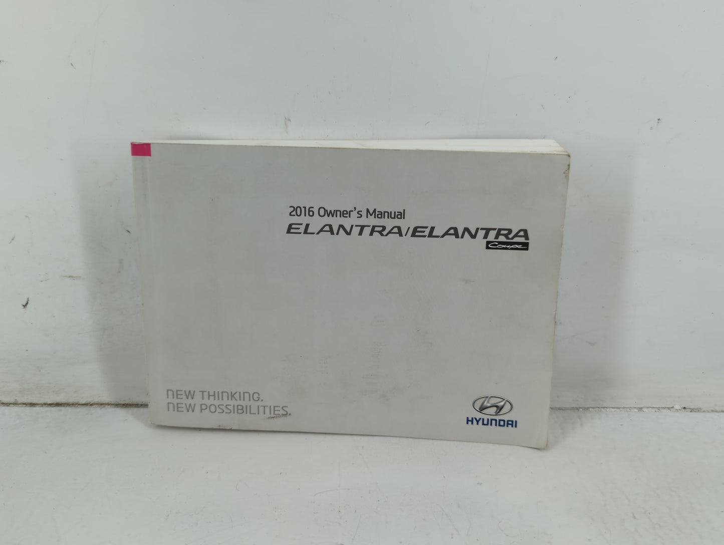 2016 Hyundai Elantra Owners Manual Book Guide P/N:G3X0-EU53B OEM Used Auto Parts - Oemusedautoparts1.com