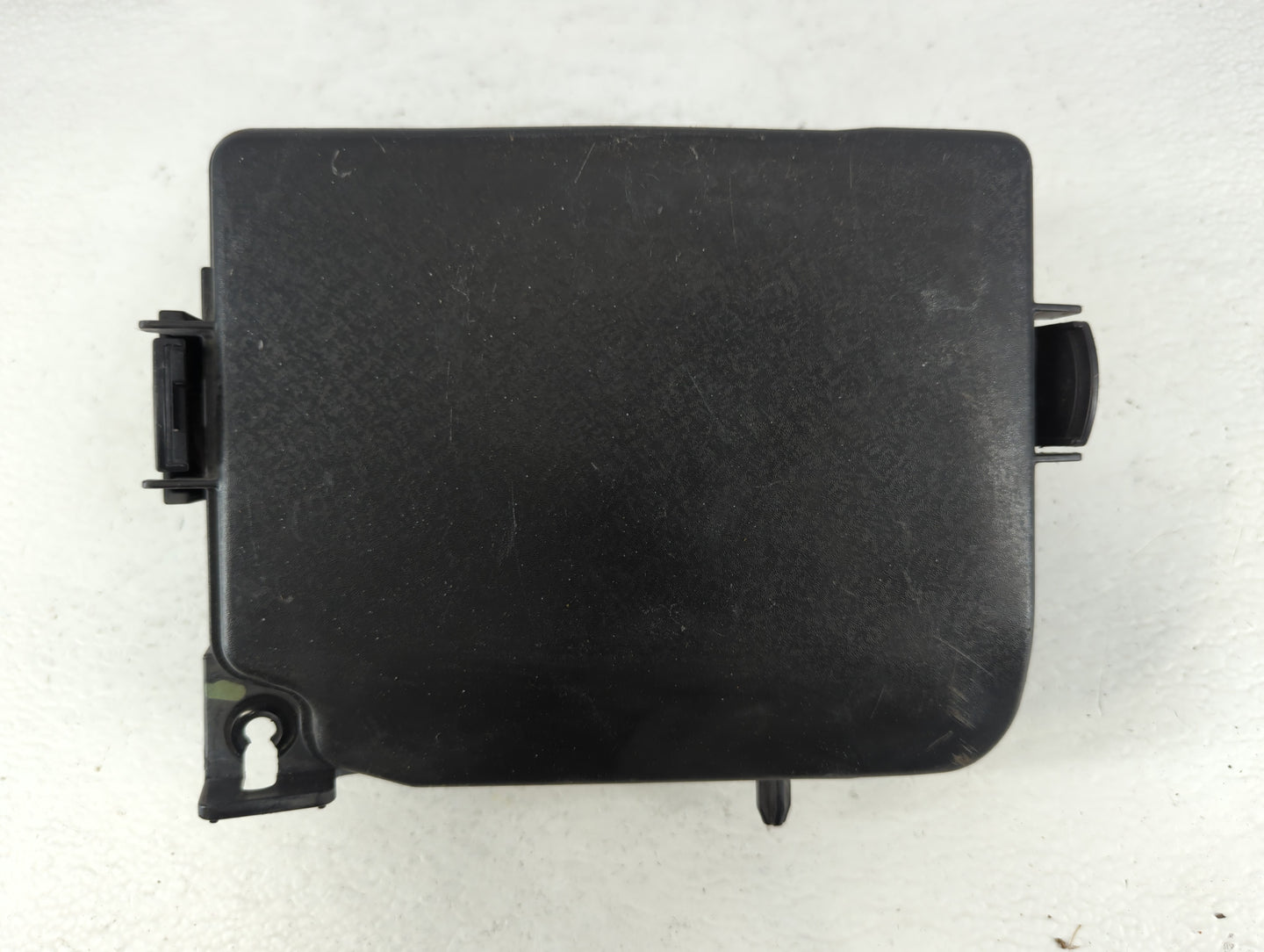2014-2016 Hyundai Elantra Fusebox Fuse Box Panel Relay Module P/N:91951-3X710 Fits Fits 2014 2015 2016 OEM Used Auto Parts -