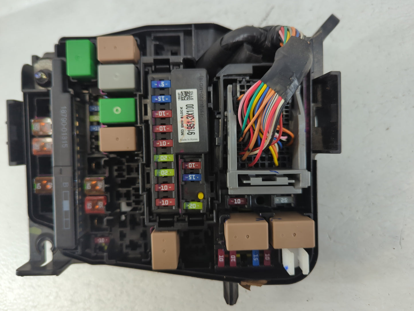 2014-2016 Hyundai Elantra Fusebox Fuse Box Panel Relay Module P/N:91951-3X710 Fits Fits 2014 2015 2016 OEM Used Auto Parts -