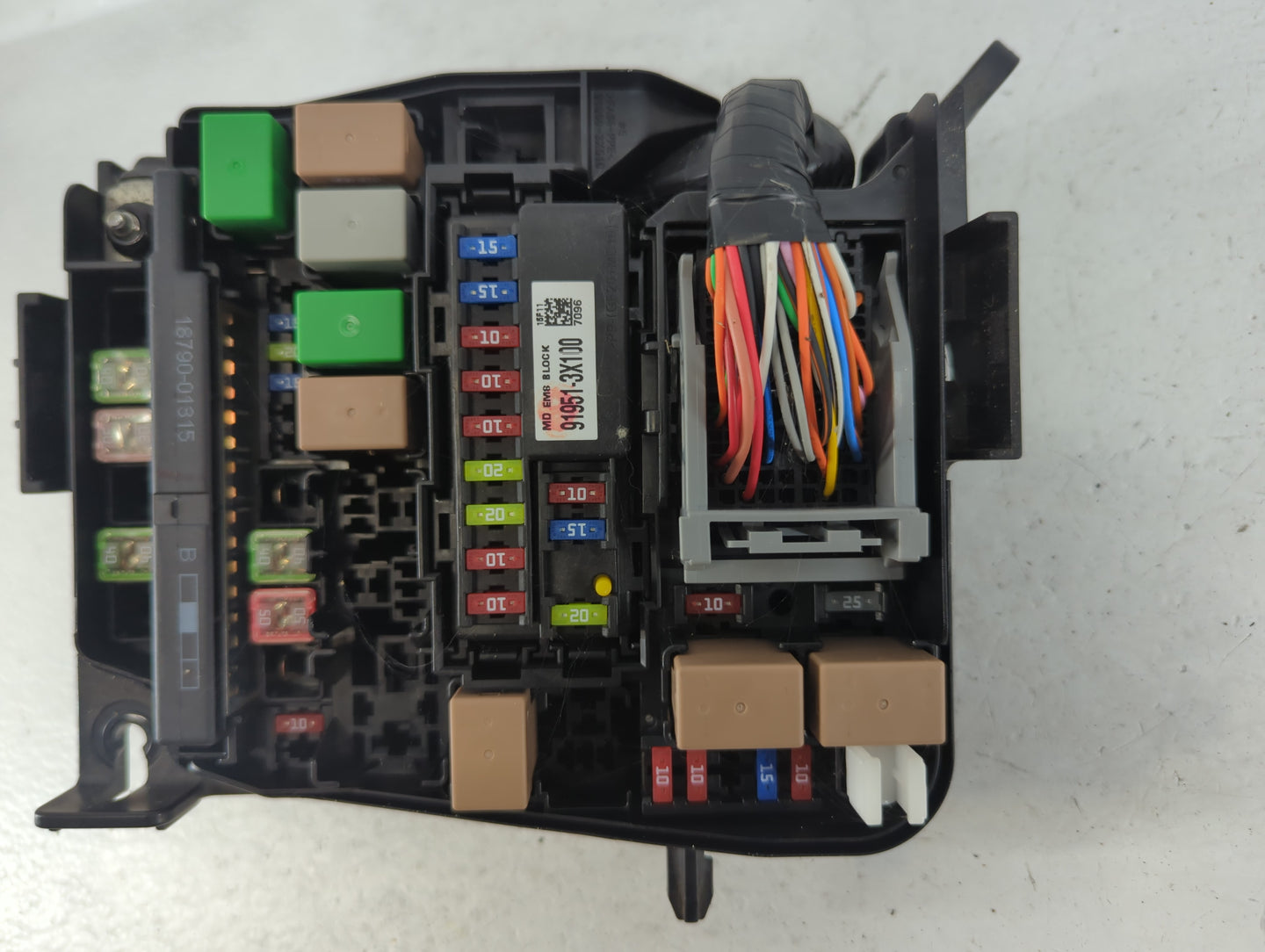 2014-2016 Hyundai Elantra Fusebox Fuse Box Panel Relay Module P/N:912653X060A Fits Fits 2014 2015 2016 OEM Used Auto Parts -