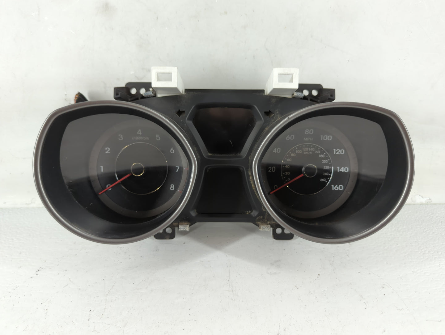 2014-2016 Hyundai Elantra Instrument Cluster Speedometer Gauges P/N:4002272134 94004-3Y010 Fits Fits 2014 2015 2016 OEM Used