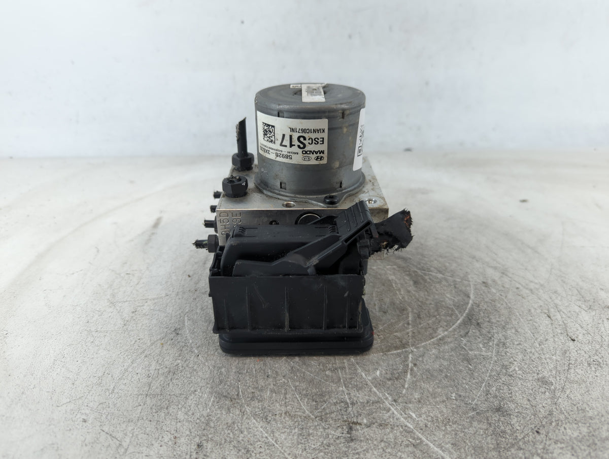 2014-2016 Hyundai Elantra Anti-Lock Brake ABS Pump Module Actuator OEM P/N:58920-3X630 Fits Fits 2014 2015 2016 OEM Used Aut