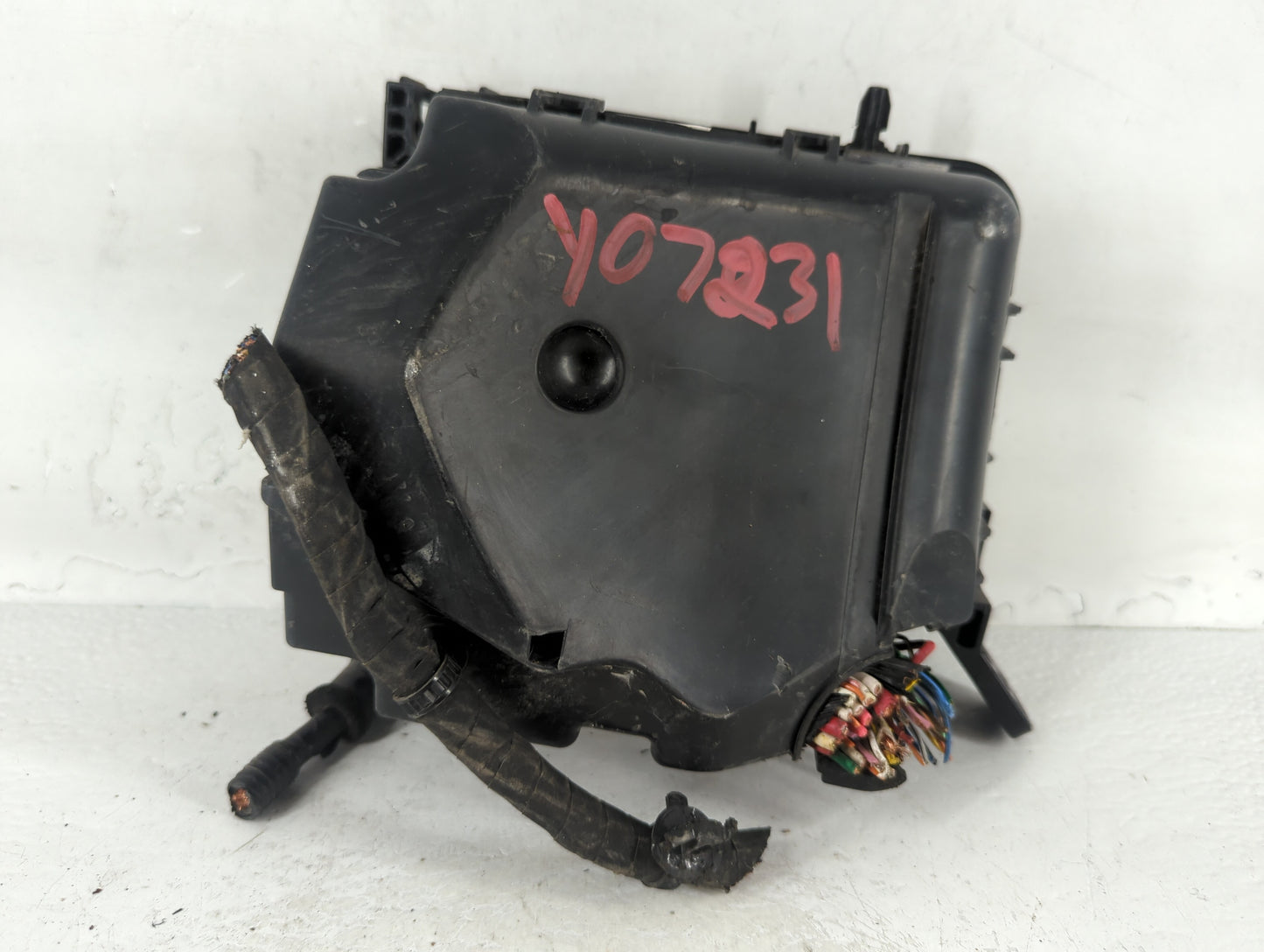 2014-2016 Hyundai Elantra Fusebox Fuse Box Panel Relay Module P/N:A5200A 1501161190 Fits Fits 2014 2015 2016 OEM Used Auto P