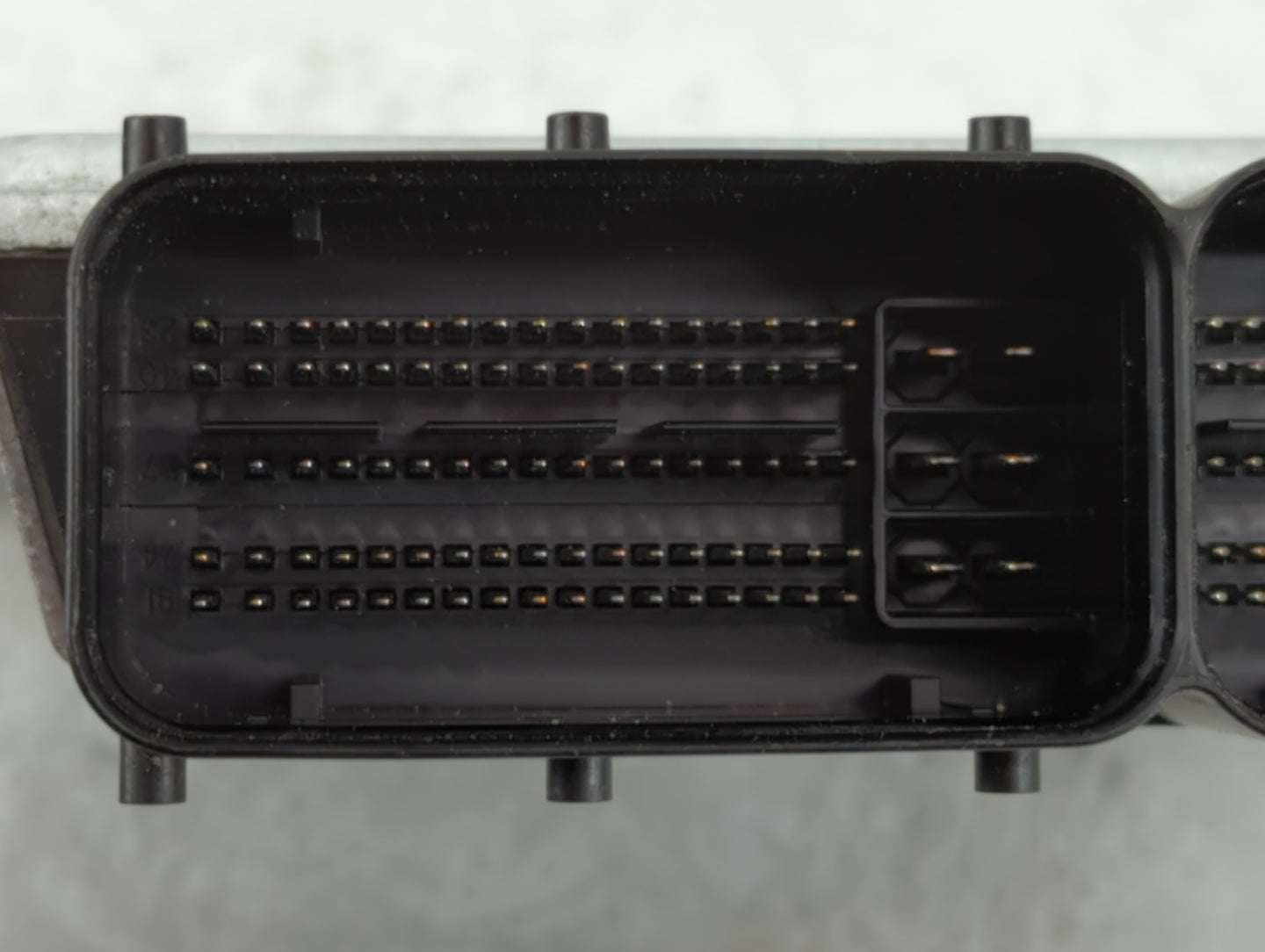 2014-2016 Hyundai Elantra PCM Engine Control Computer ECU ECM PCU OEM P/N:39101-2EMB6 39100-2EMB6 Fits Fits 2014 2015 2016 O