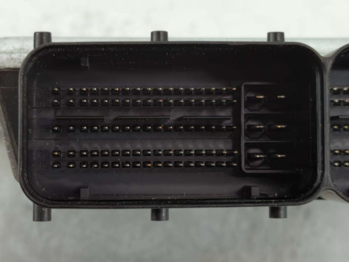 2014-2016 Hyundai Elantra PCM Engine Control Computer ECU ECM PCU OEM P/N:39101-2EMB6 39100-2EMB6 Fits Fits 2014 2015 2016 O