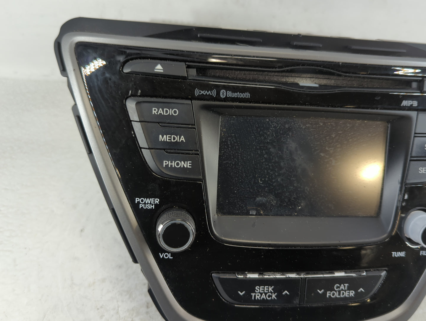 2014-2016 Hyundai Elantra Am Fm Cd Player Radio Receiver - Oemusedautoparts1.com