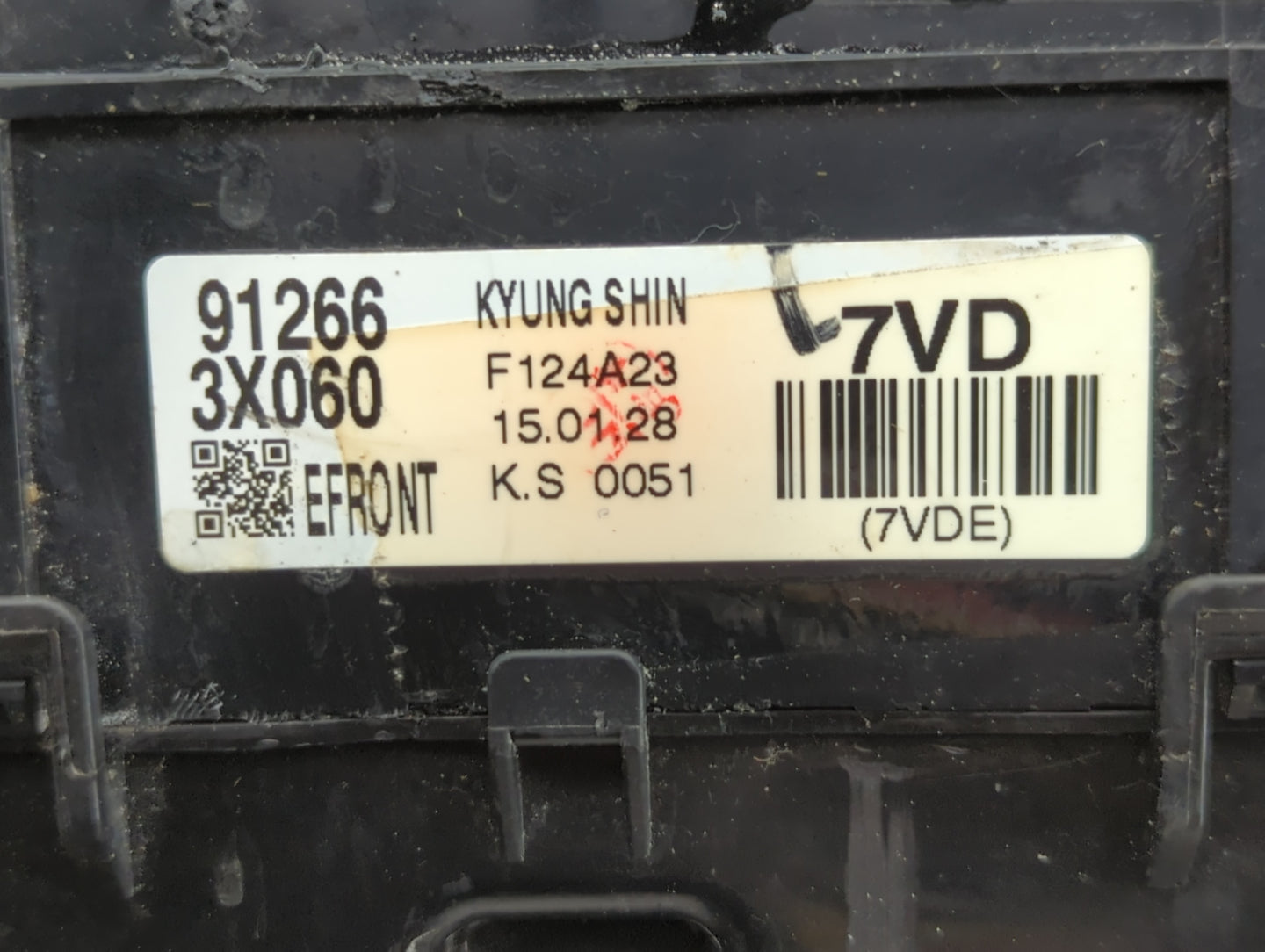 2014-2016 Hyundai Elantra Fusebox Fuse Box Panel Relay Module P/N:F124A23 91266 3X060 Fits Fits 2014 2015 2016 OEM Used Auto
