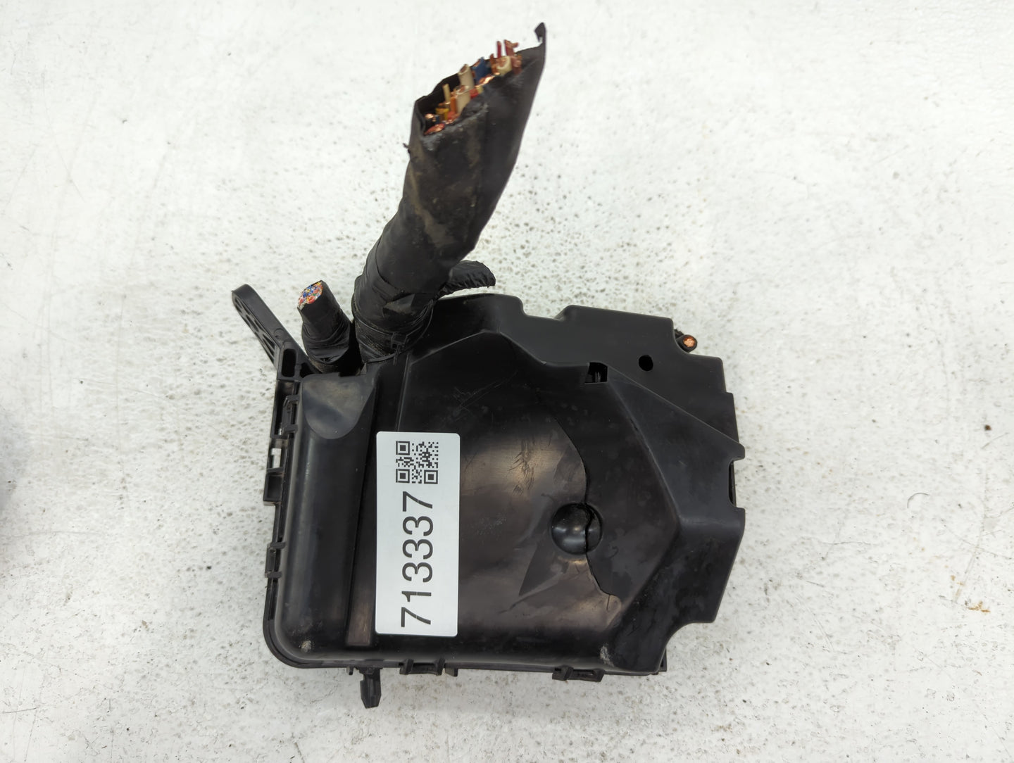 2014-2016 Hyundai Elantra Fusebox Fuse Box Panel Relay Module P/N:F124A23 91266 3X060 Fits Fits 2014 2015 2016 OEM Used Auto