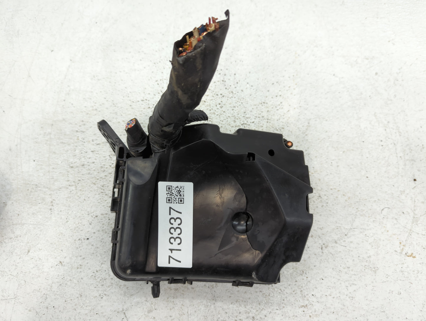 2014-2016 Hyundai Elantra Fusebox Fuse Box Panel Relay Module P/N:F124A23 91266 3X060 Fits Fits 2014 2015 2016 OEM Used Auto