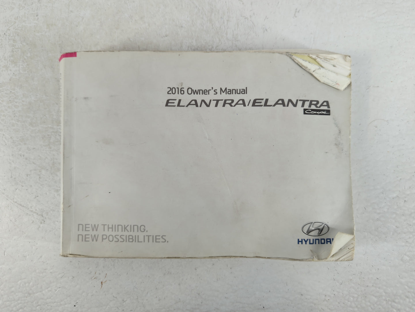 2016 Hyundai Elantra Owners Manual Book Guide P/N:G3X0-EU52A OEM Used Auto Parts - Oemusedautoparts1.com