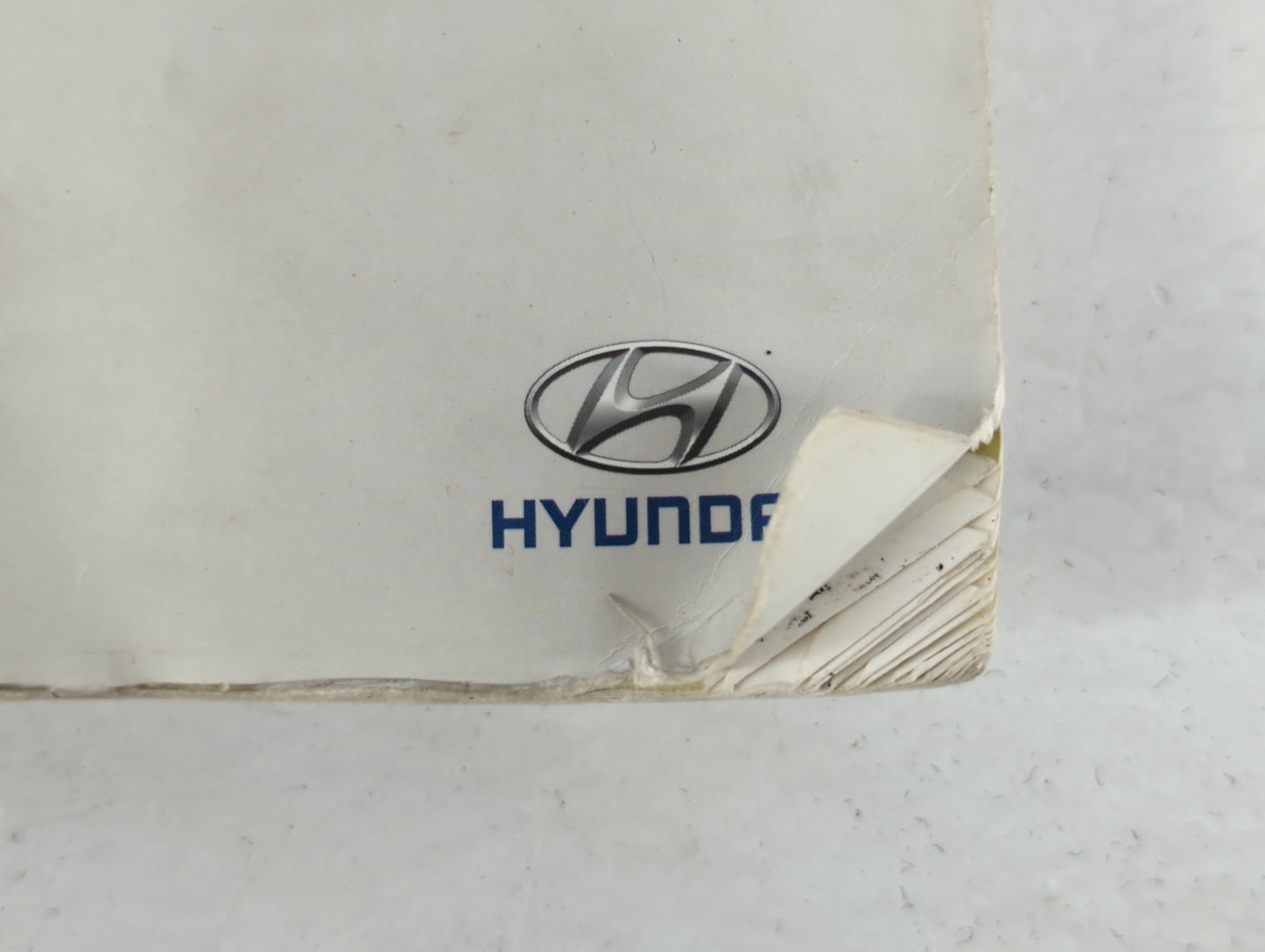 2016 Hyundai Elantra Owners Manual Book Guide P/N:G3X0-EU52A OEM Used Auto Parts - Oemusedautoparts1.com