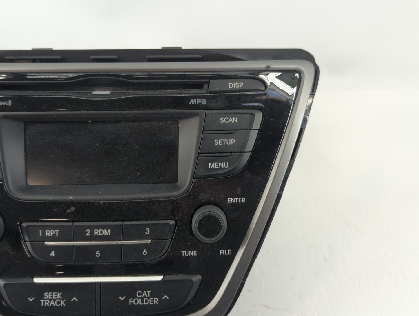 2014-2016 Hyundai Elantra Am Fm Cd Player Radio Receiver - Oemusedautoparts1.com