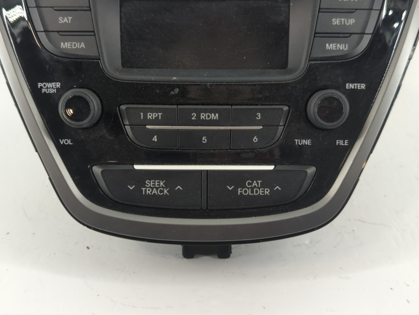 2014-2016 Hyundai Elantra Am Fm Cd Player Radio Receiver - Oemusedautoparts1.com
