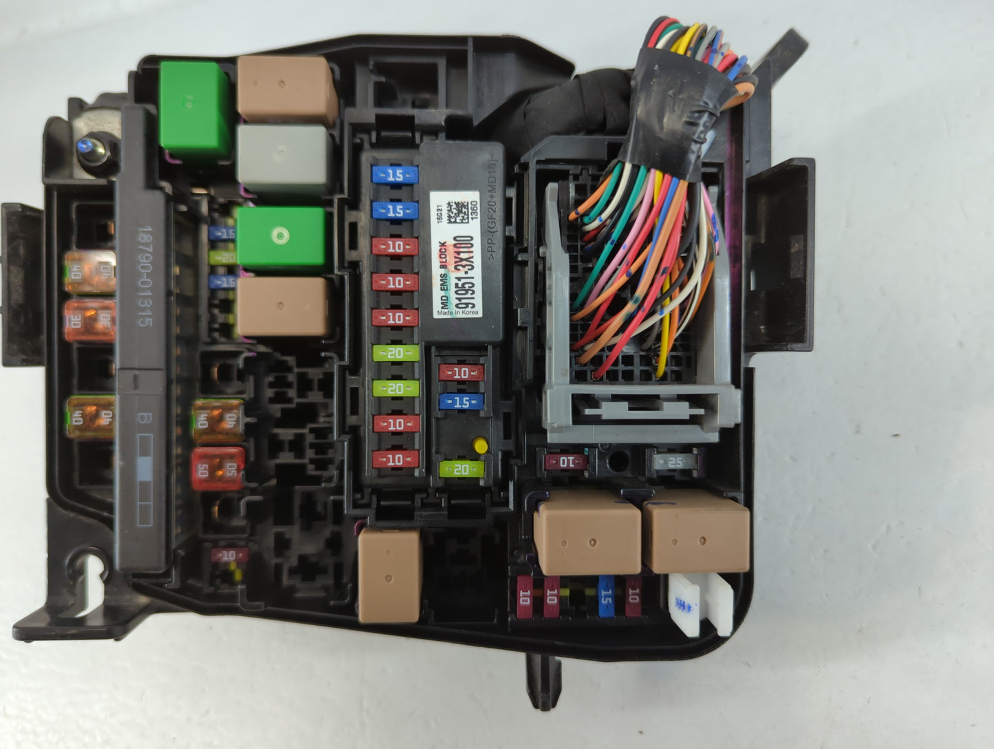 2014-2016 Hyundai Elantra Fusebox Fuse Box Panel Relay Module P/N:91951-3X710 Fits Fits 2014 2015 2016 OEM Used Auto Parts -
