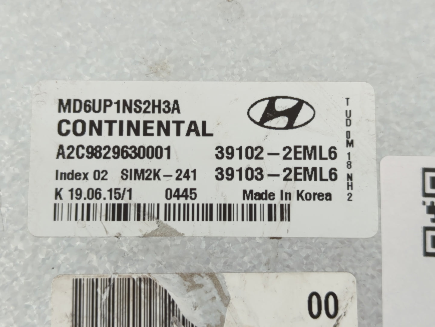 2014-2016 Hyundai Elantra PCM Engine Control Computer ECU ECM PCU OEM P/N:39102-2EML6 Fits Fits 2014 2015 2016 OEM Used Auto