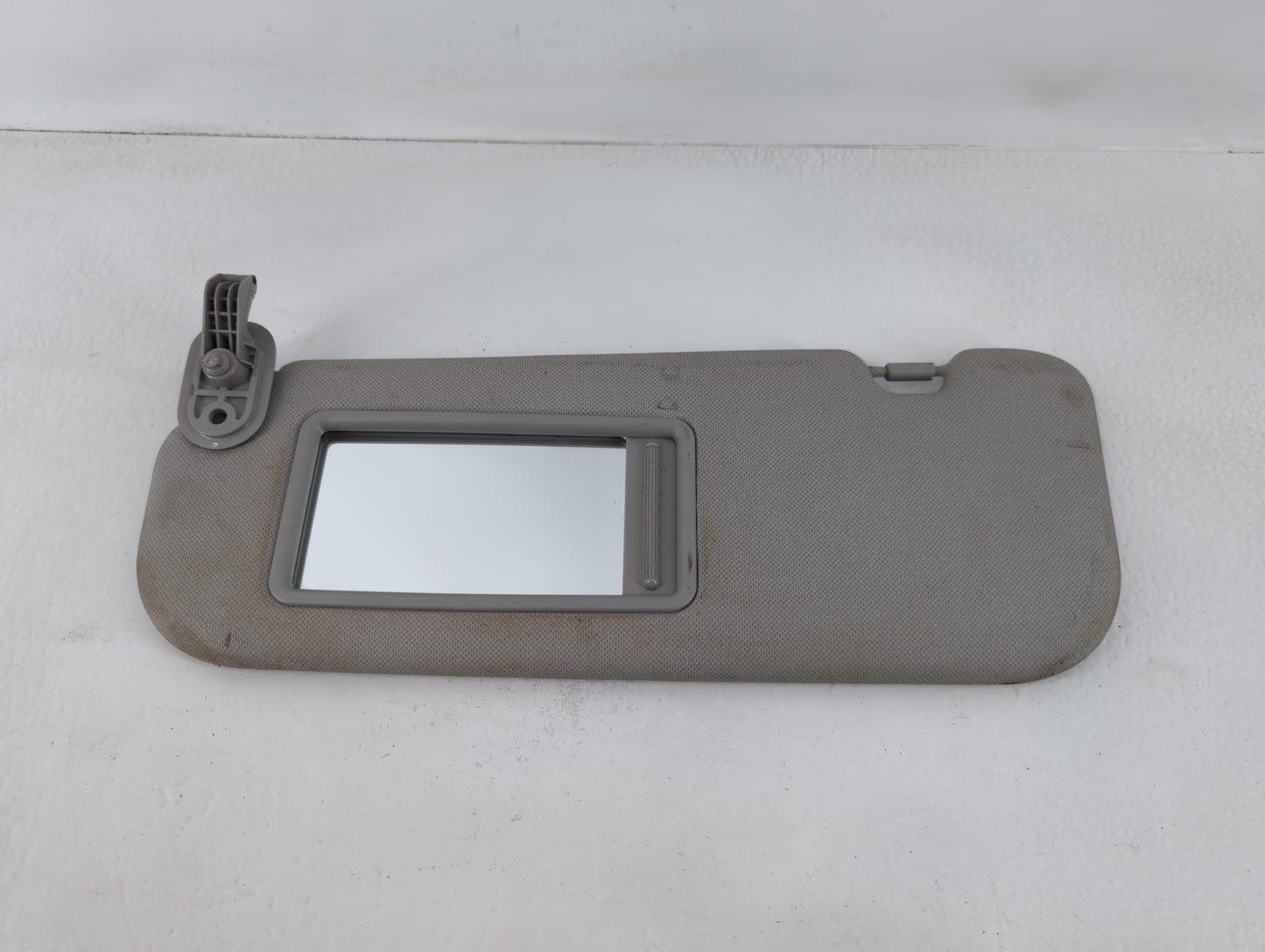 2014-2016 Hyundai Elantra Sun Visor Shade Replacement Passenger Right Mirror Fits Fits 2014 2015 2016 OEM Used Auto Parts - 