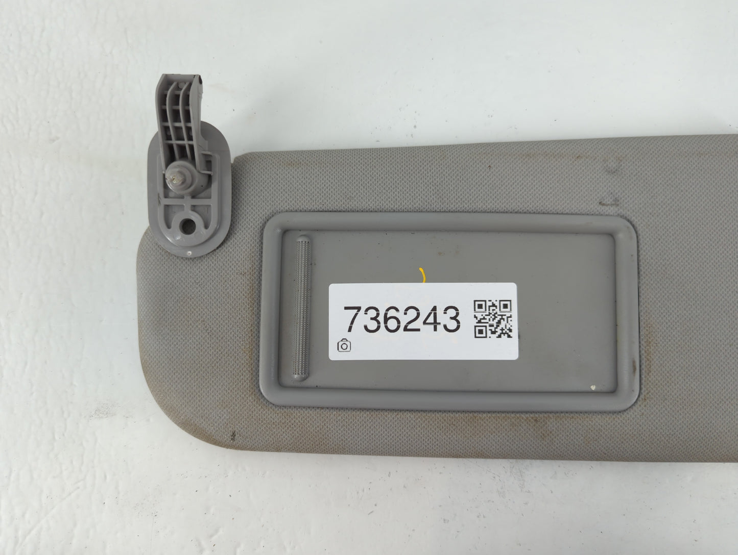 2014-2016 Hyundai Elantra Sun Visor Shade Replacement Passenger Right Mirror Fits Fits 2014 2015 2016 OEM Used Auto Parts - 