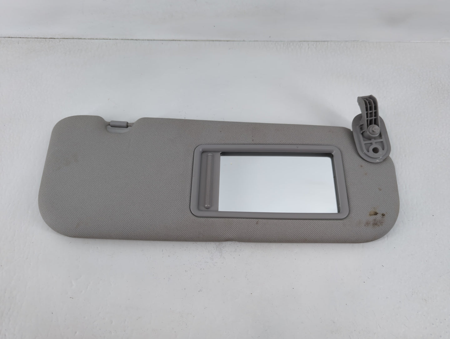 2014-2016 Hyundai Elantra Sun Visor Shade Replacement Passenger Right Mirror Fits Fits 2014 2015 2016 OEM Used Auto Parts - 